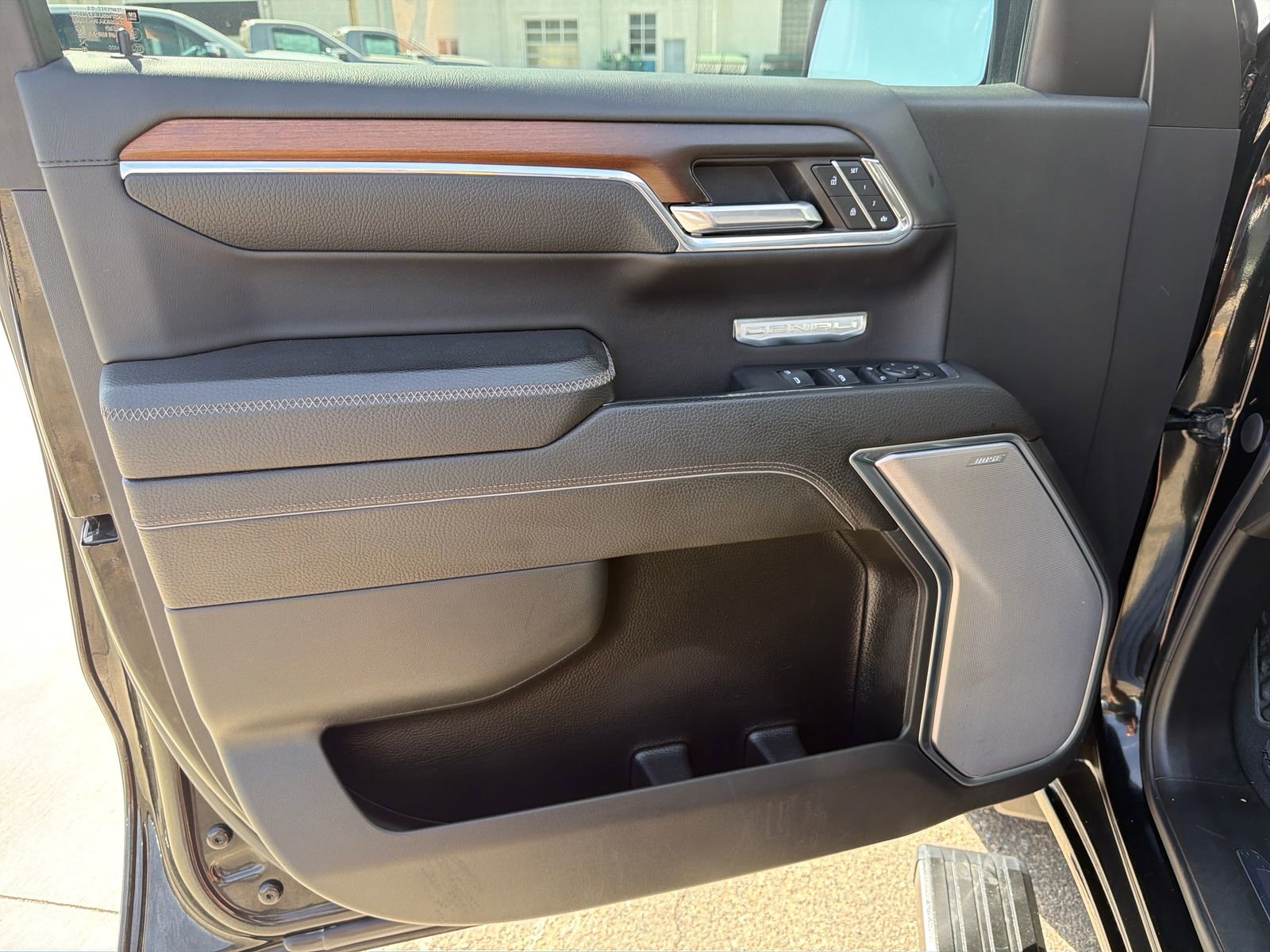 Used 2024 GMC Sierra 1500 Denali image 15