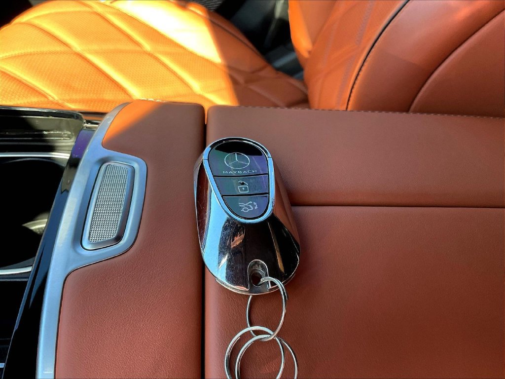 Used 2024 Mercedes-Benz Maybach S 580 4MATIC image 35
