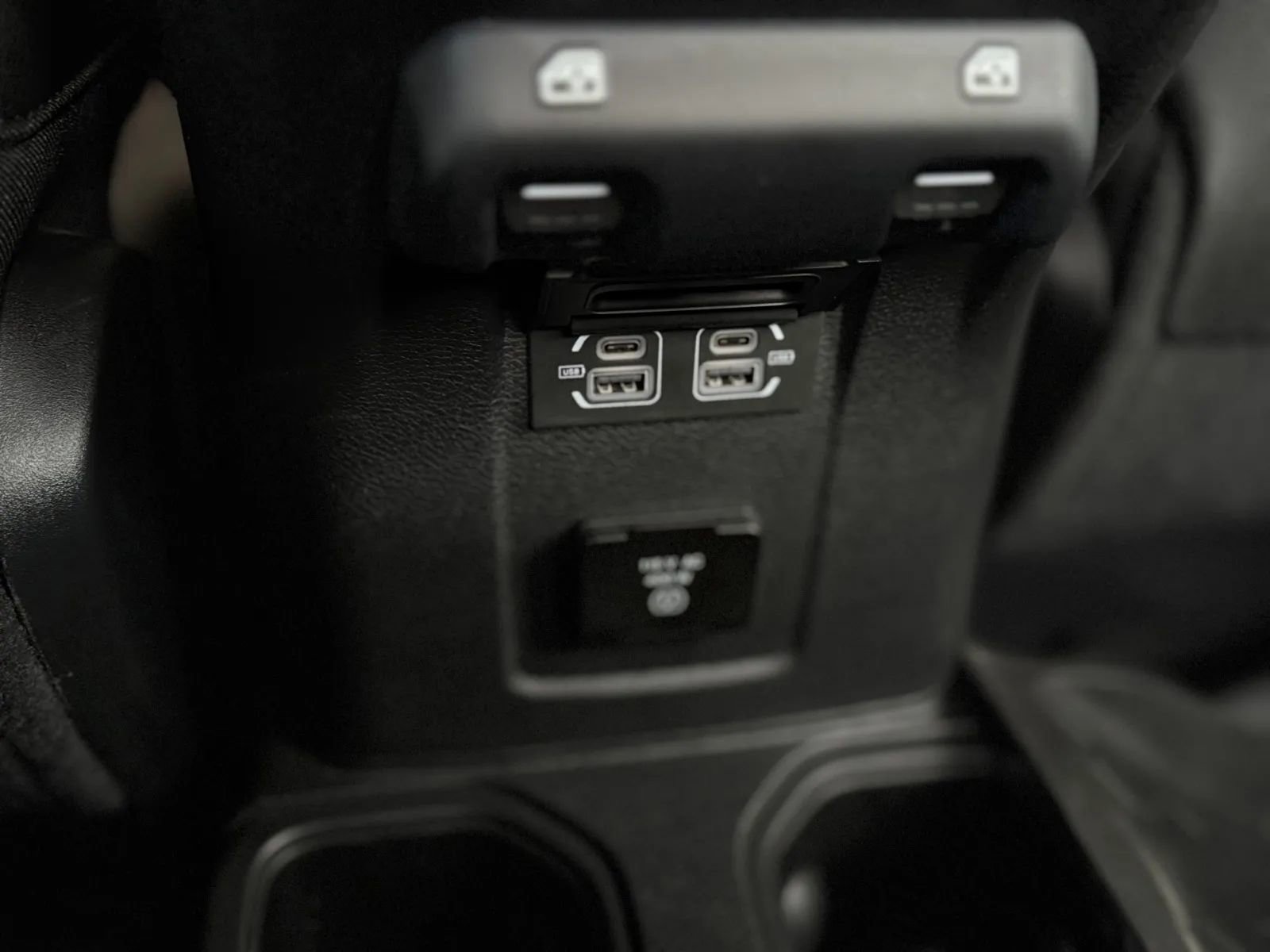 Used 2022 Jeep Gladiator Rubicon w/ LED Lighting Group image 42