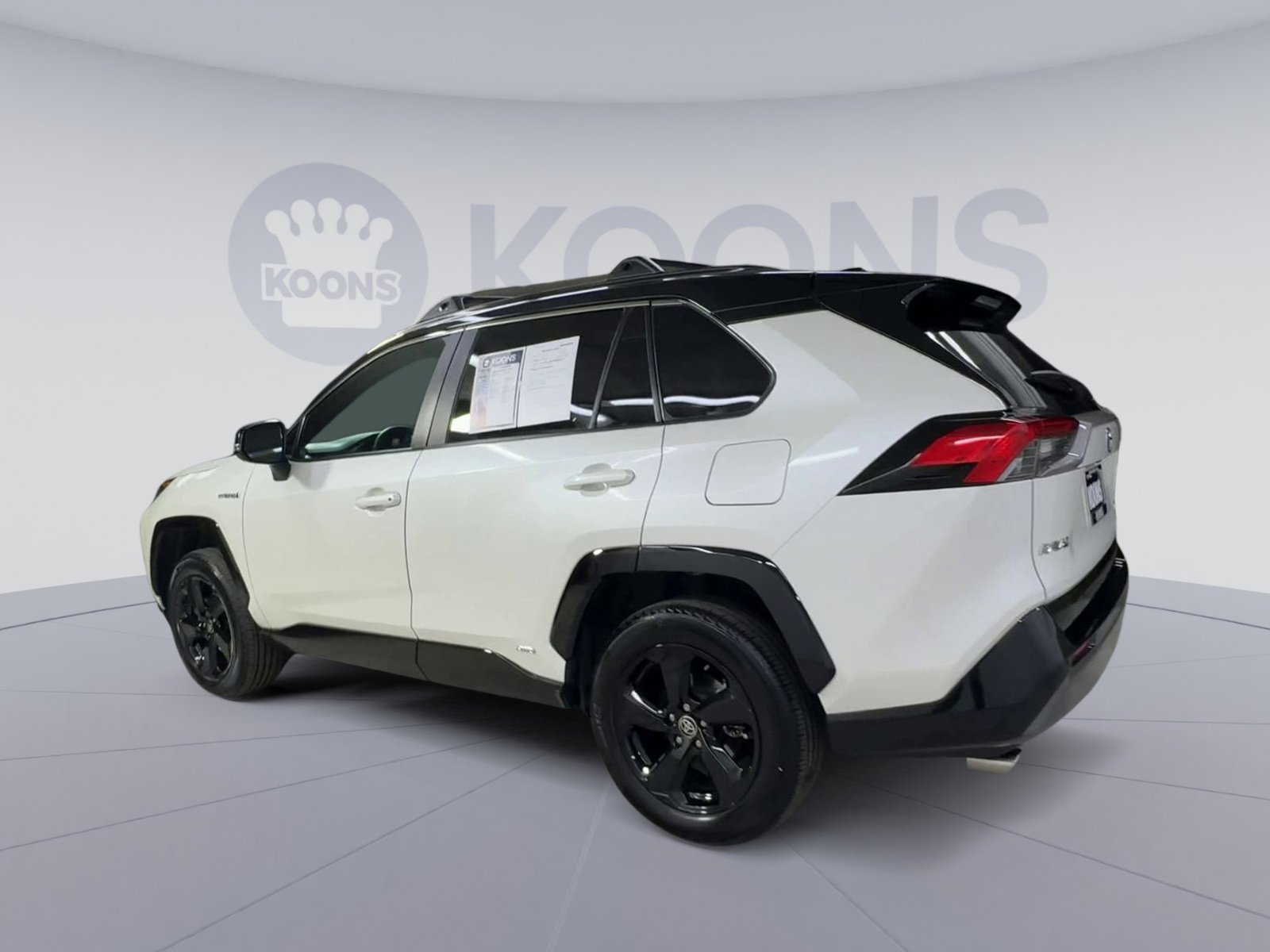 Used 2021 Toyota RAV4 XSE image 7