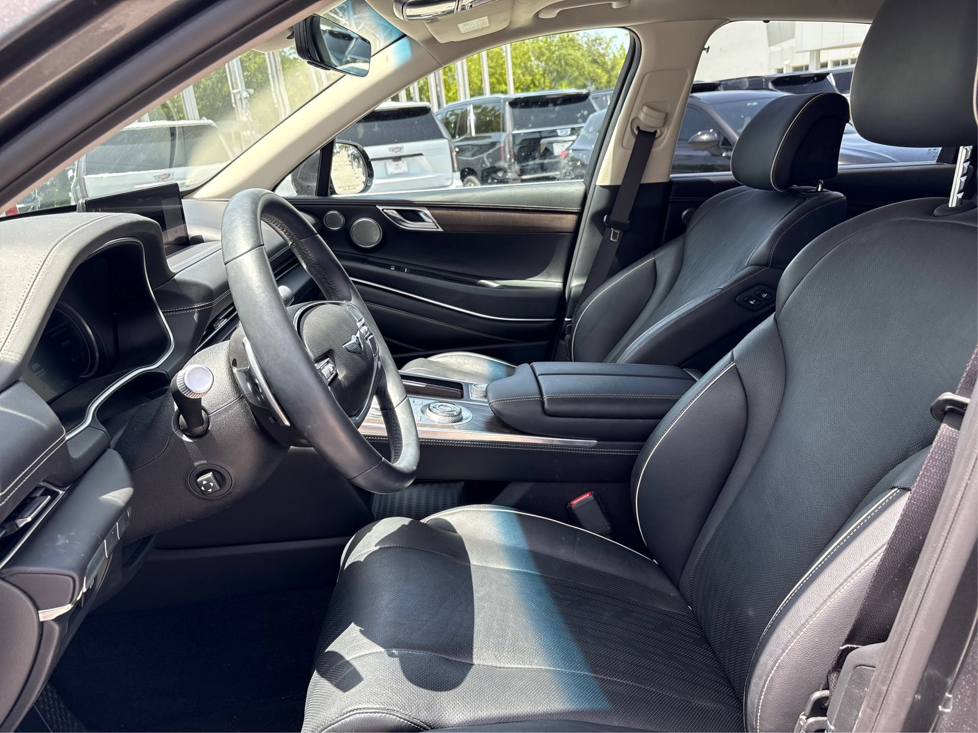 Used 2023 Genesis GV80 3.5T Advanced + AWD/4WD image 9