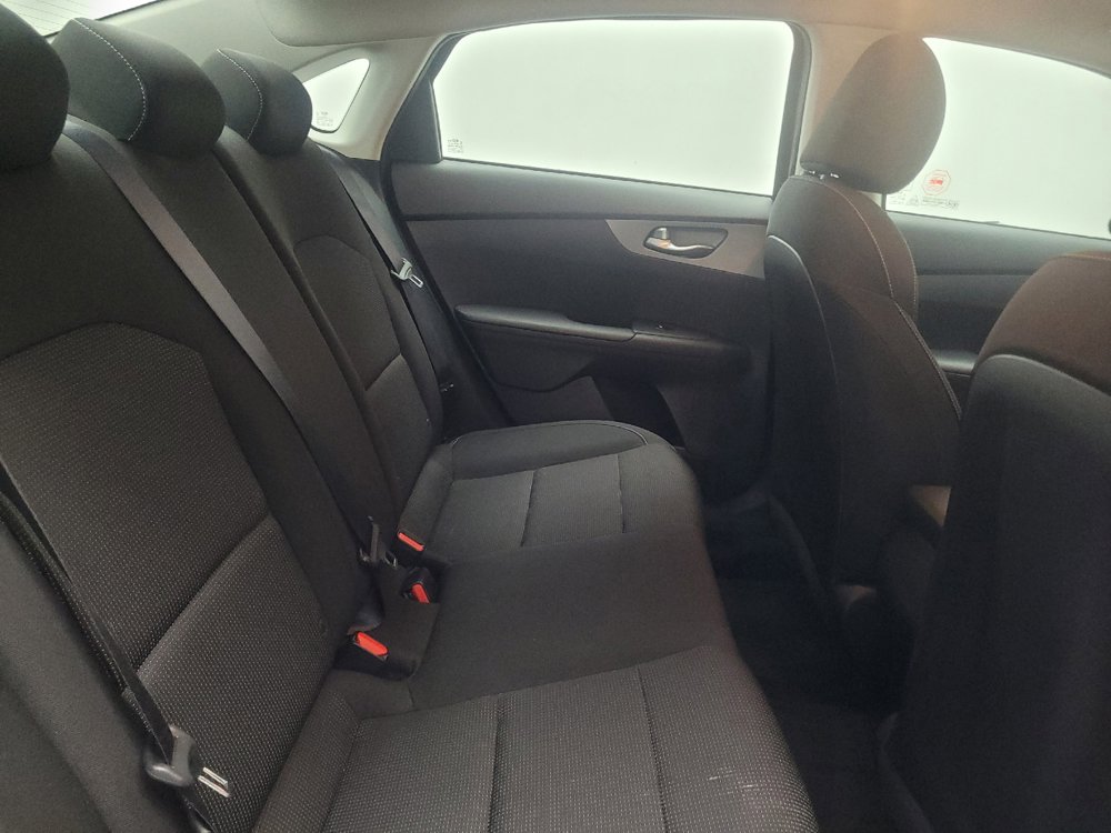 Used 2021 Kia Forte LXS FWD image 19