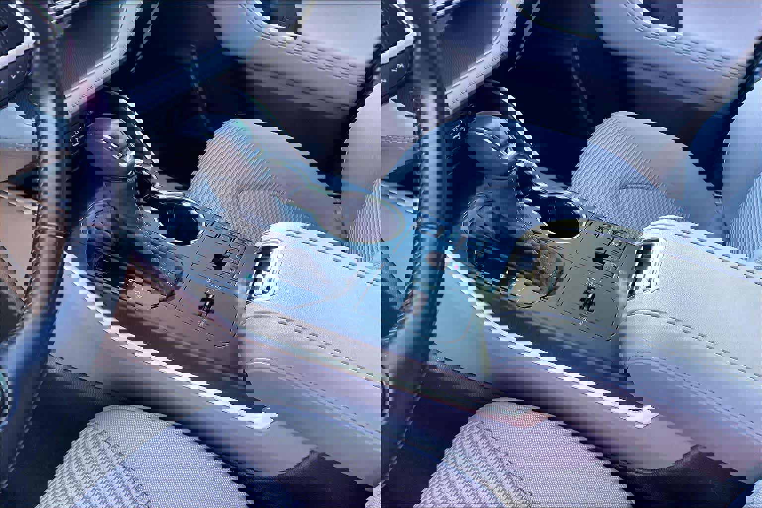 Used 2023 Toyota Highlander LE image 15