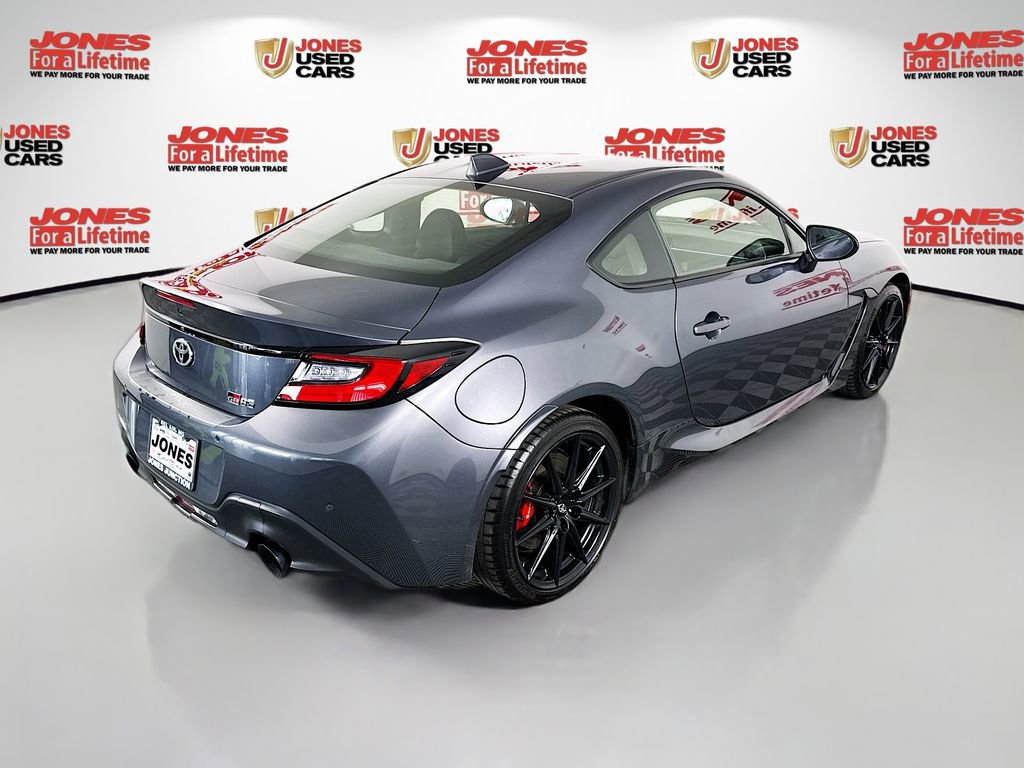 Certified 2025 Toyota GR86 w/ Performance Package RWD image 15