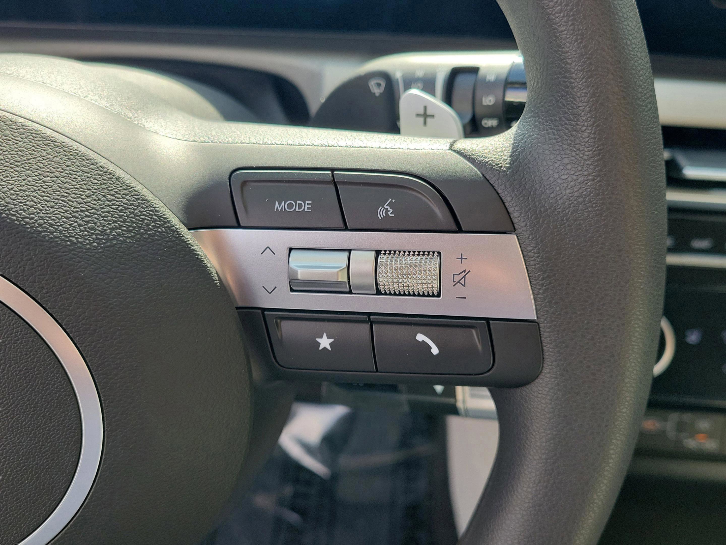 New 2026 Hyundai Tucson SEL image 14