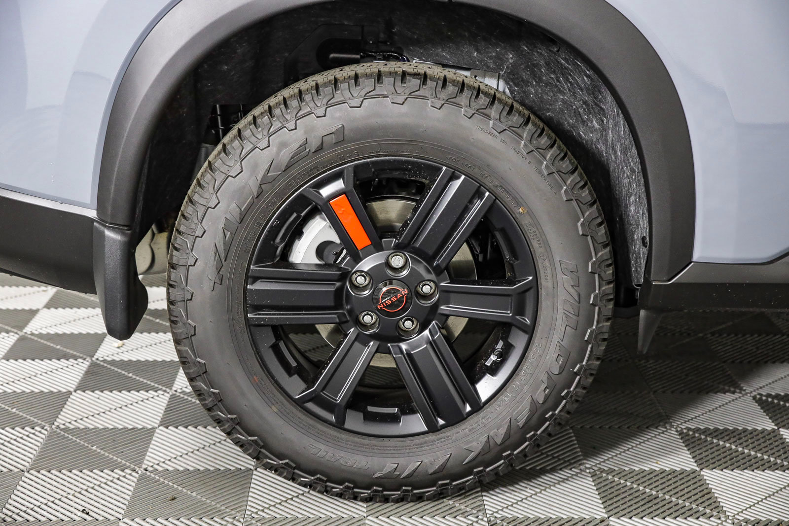 Used 2025 Nissan Rogue SV AWD/4WD image 10