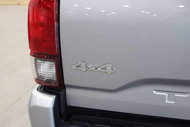 Used 2023 Toyota Tacoma SR AWD/4WD image 63