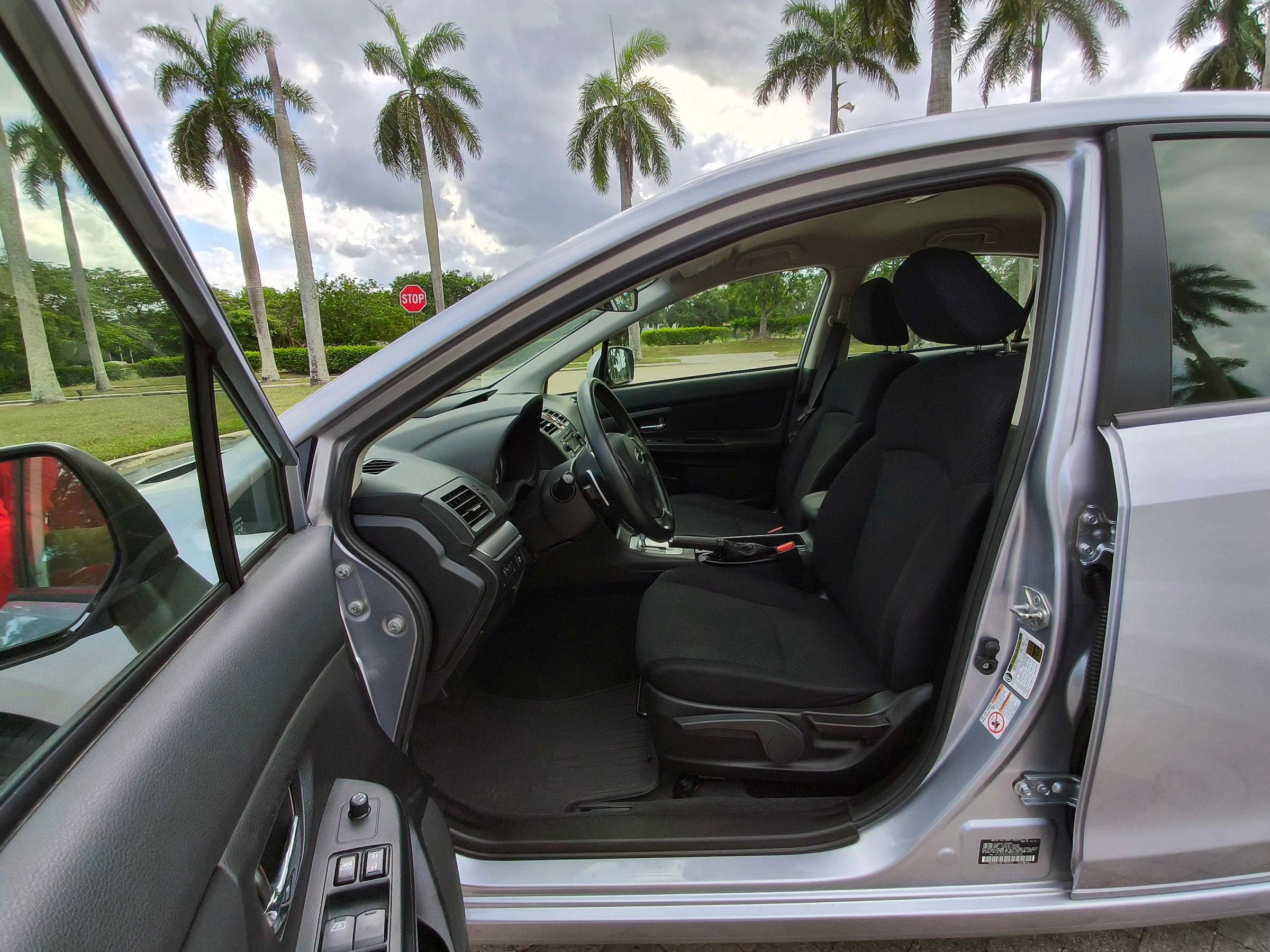 Used 2014 Subaru Impreza 2.0i Premium w/ All-Weather Package w/CVT AWD/4WD image 23