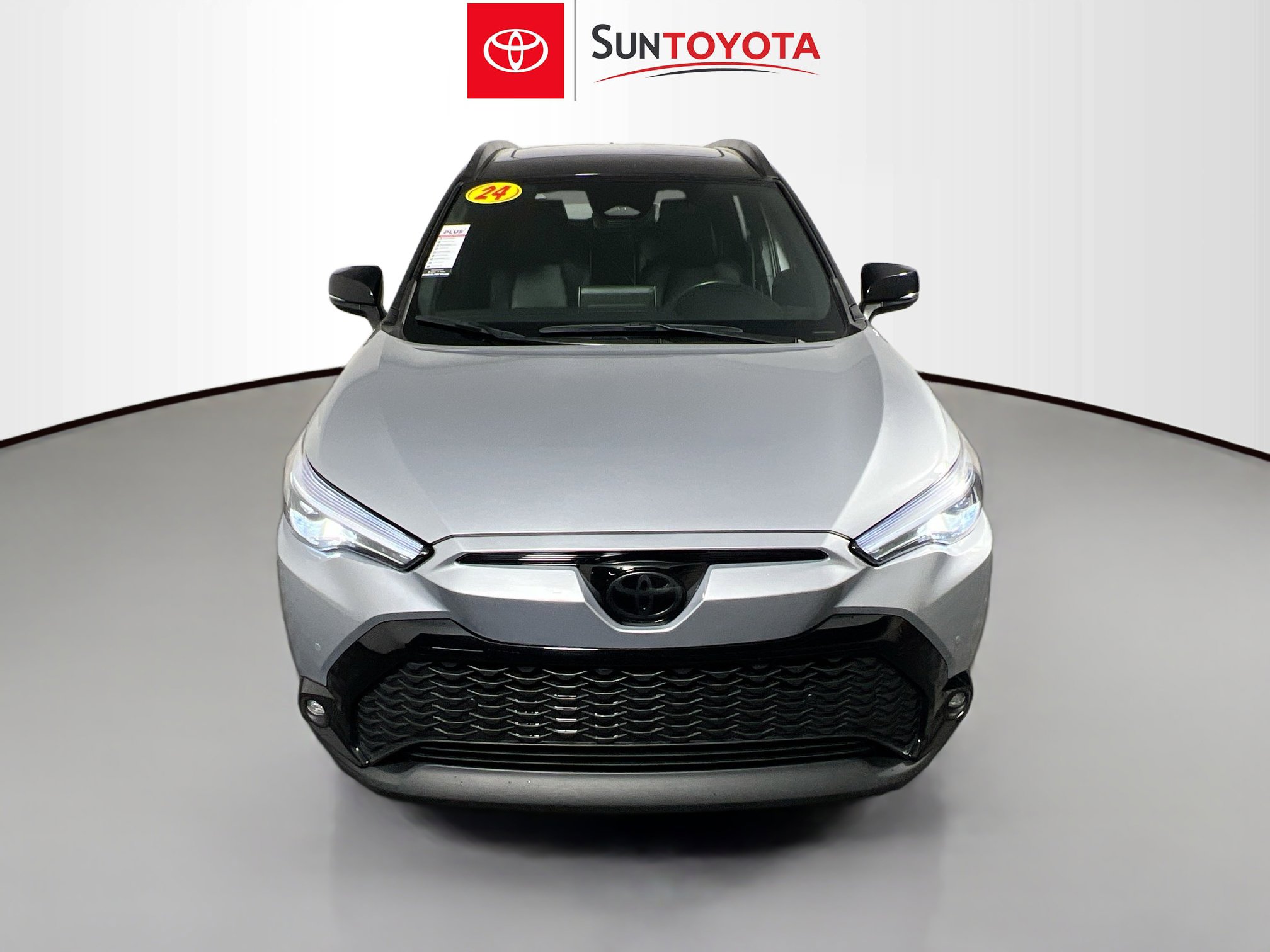 Used 2024 Toyota Corolla Cross AWD Hybrid w/ Convenience Package image 10