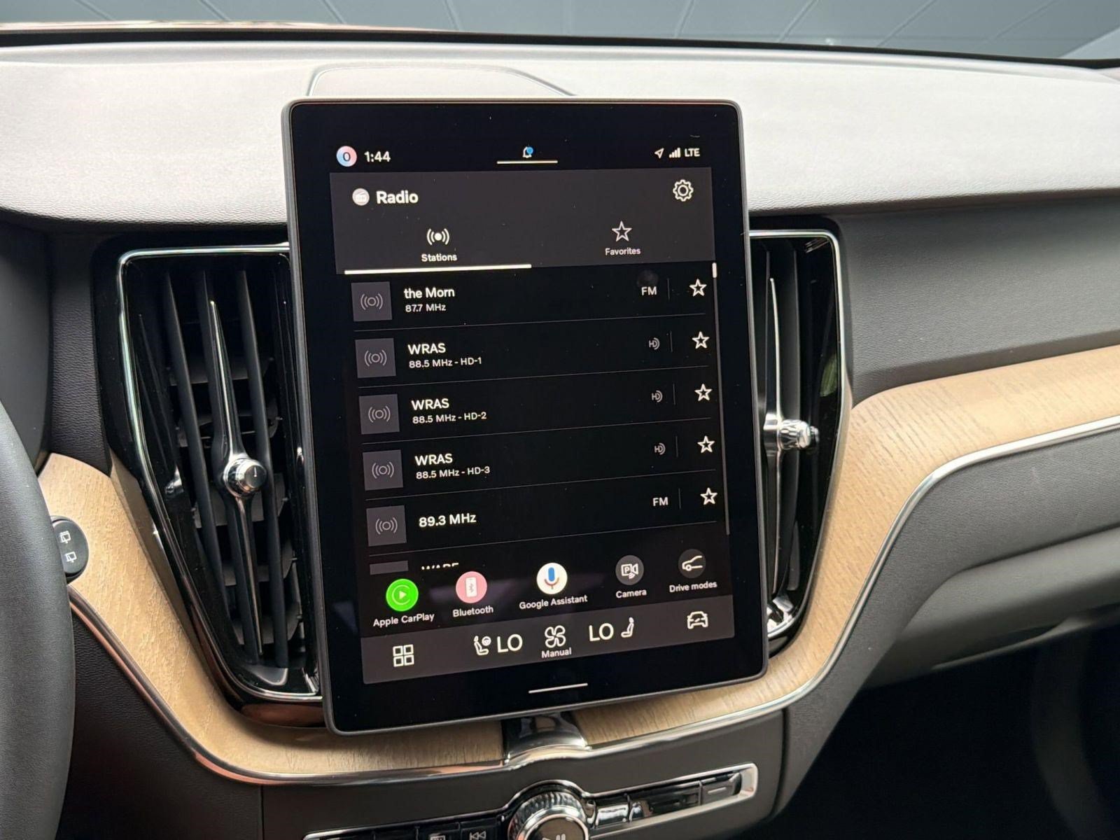 New 2026 Volvo XC60 B5 Plus w/ Climate Package AWD/4WD image 23