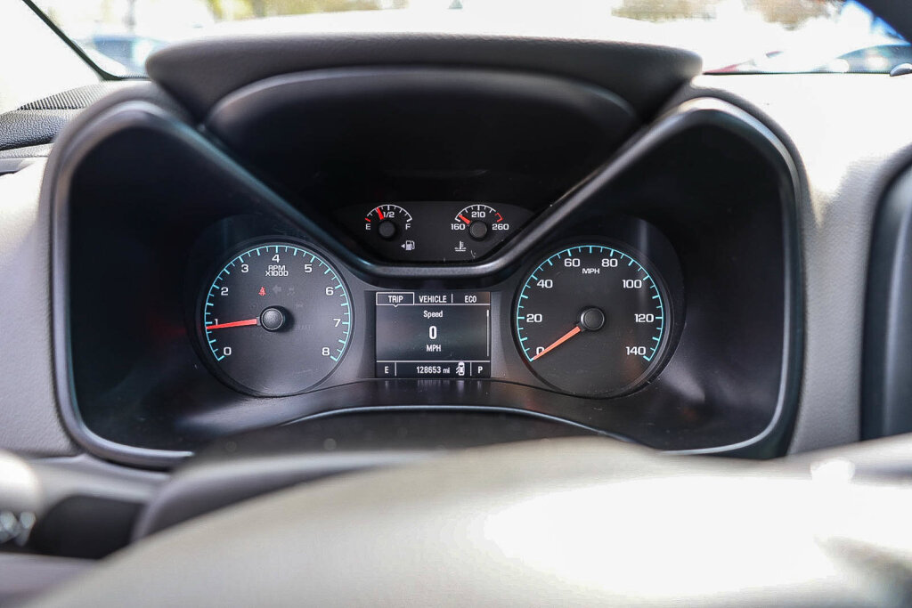 Used 2017 Chevrolet Colorado W/T RWD image 12