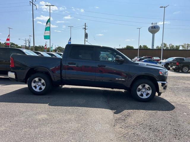 New 2025 RAM 1500 4x4 Crew Cab image 2