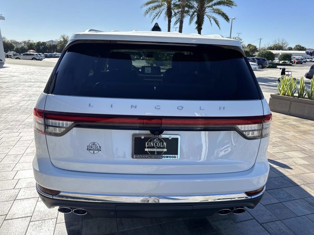 New 2026 Lincoln Aviator 2WD image 3