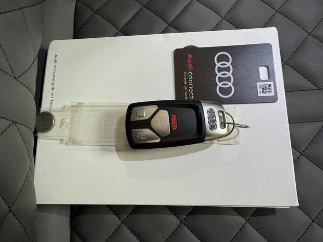 Used 2025 Audi SQ5 Premium Plus w/ Premium Plus Package AWD/4WD image 31
