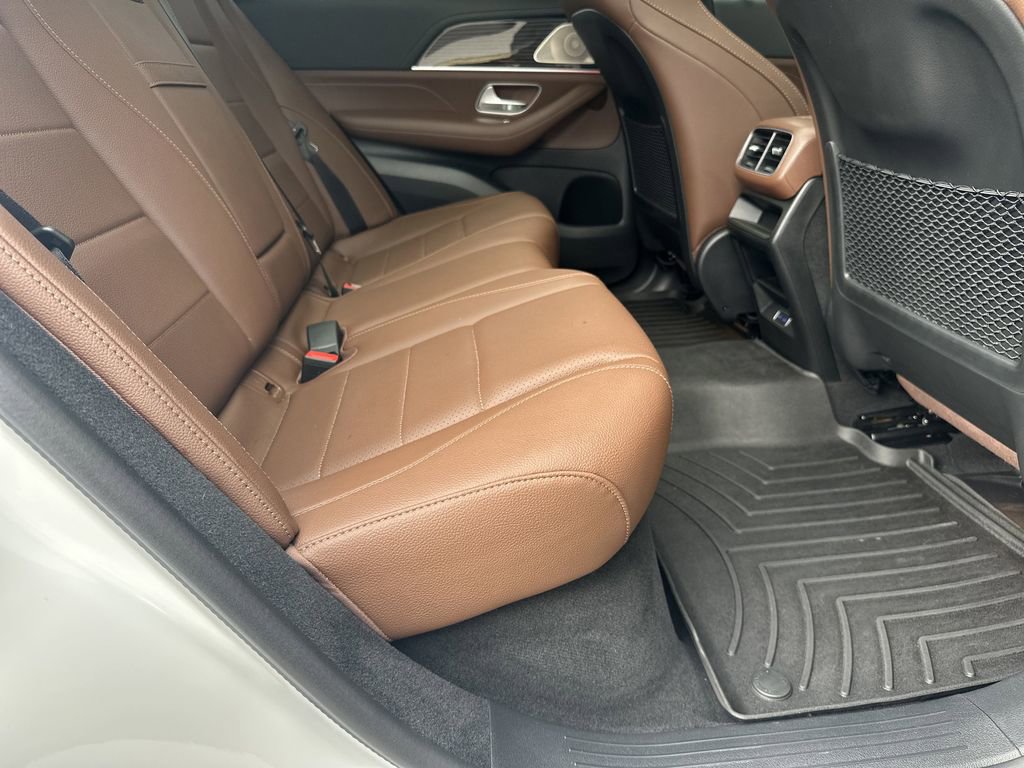 Used 2025 Mercedes-Benz GLE 350 4MATIC image 37