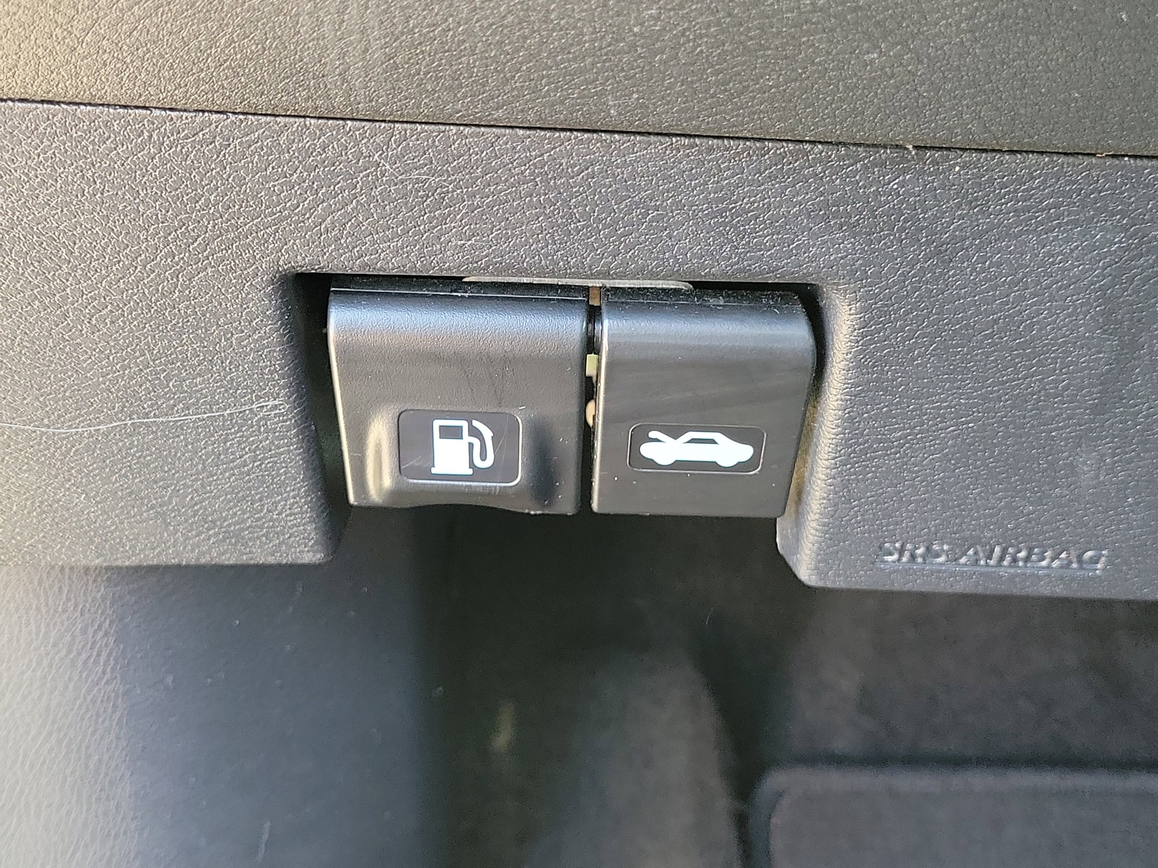 Used 2023 Nissan Kicks SV image 21