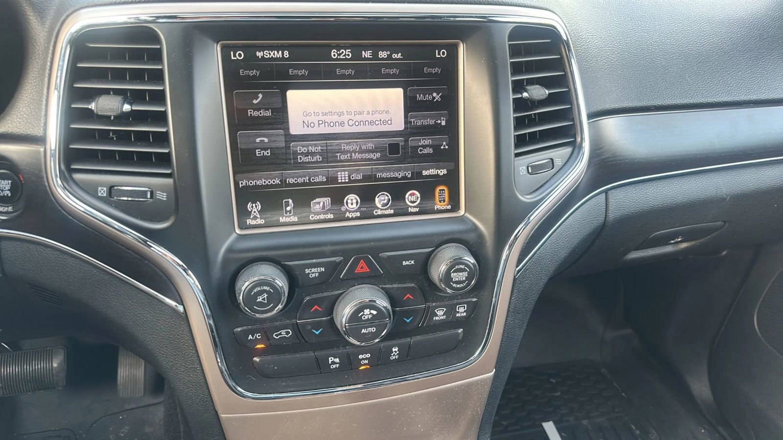 Used 2014 Jeep Grand Cherokee Limited AWD/4WD image 24