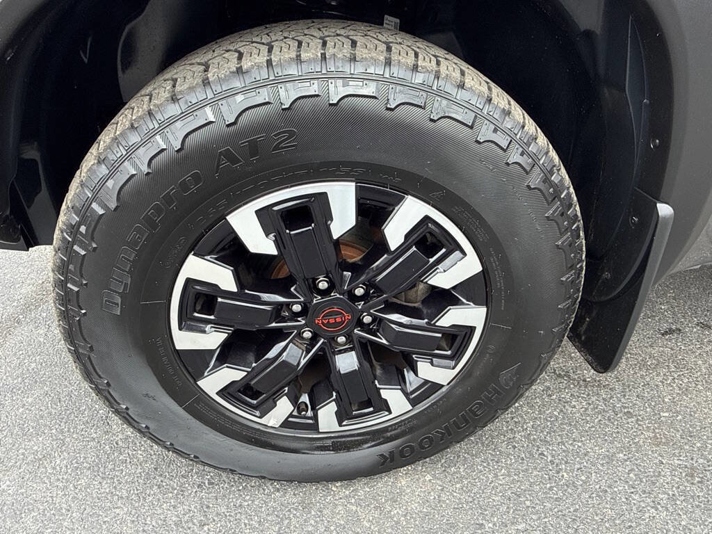 Used 2022 Nissan Frontier PRO-4X image 28
