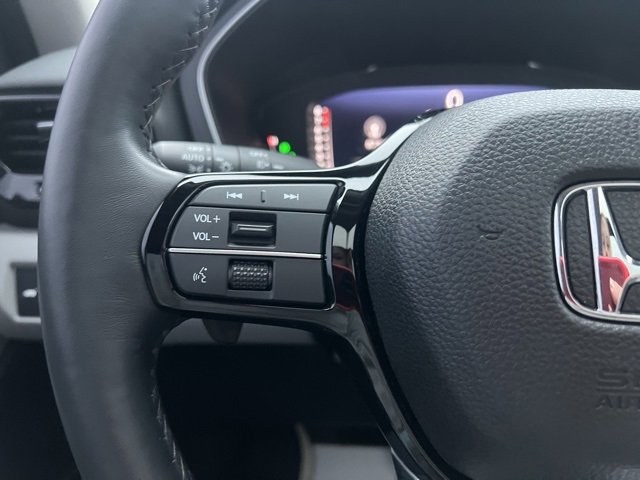 Used 2023 Honda Pilot Elite image 15