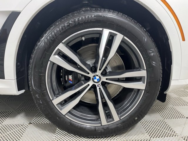 New 2026 BMW X7 M60i image 25