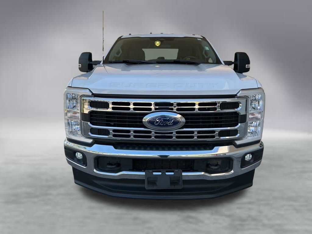 Used 2024 Ford F350 XLT w/ FX4 Off-Road Package AWD/4WD image 11
