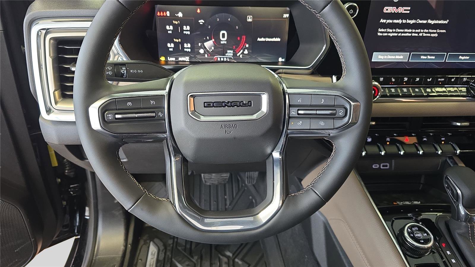 New 2026 GMC Canyon Denali image 27