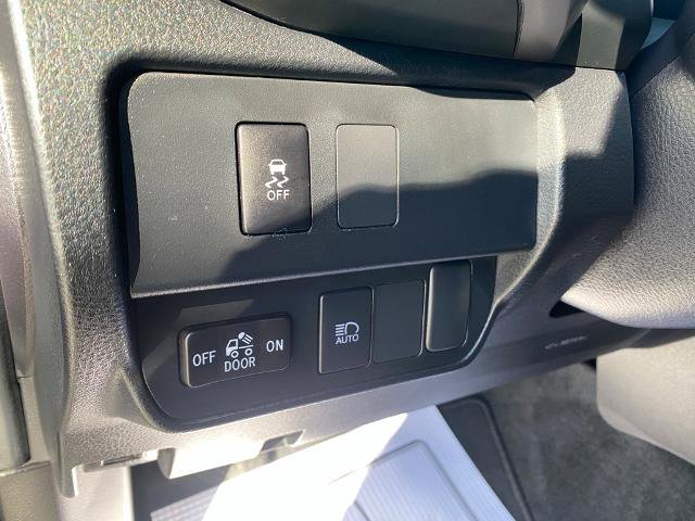 Used 2023 Toyota Tacoma SR5 image 16
