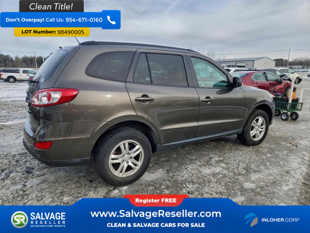 Used 2012 Hyundai Santa Fe GLS image 4