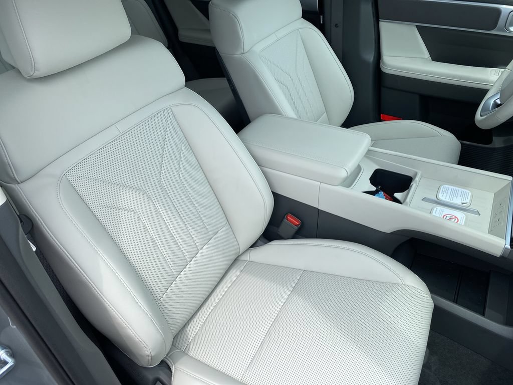 New 2027 Hyundai Santa Fe SEL FWD image 34