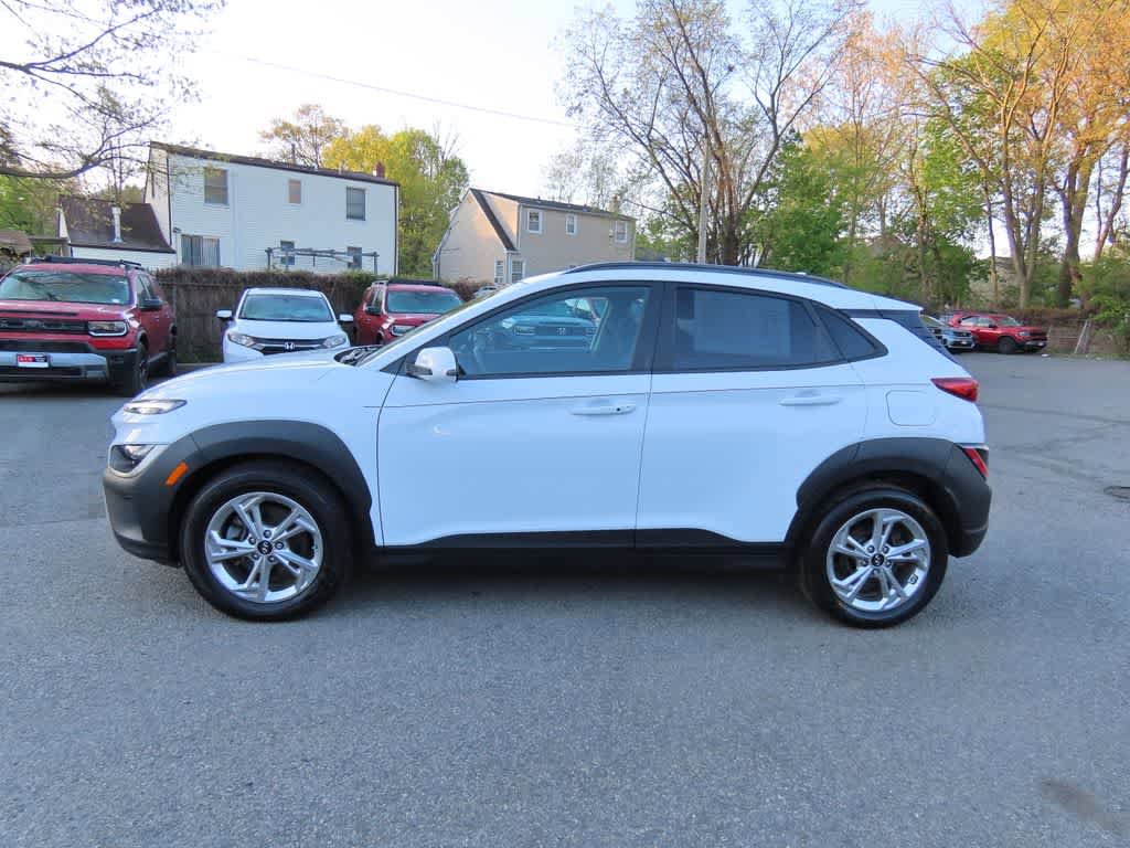 Used 2023 Hyundai Kona SEL AWD/4WD image 3