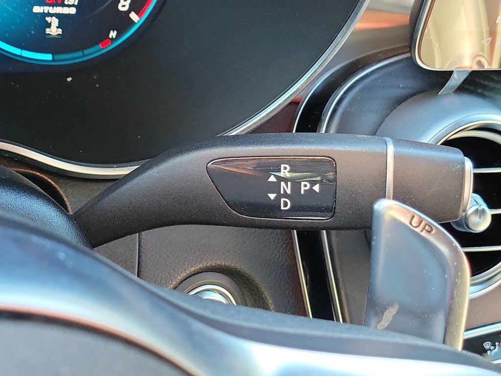 Used 2022 Mercedes-Benz GLC 43 AMG 4MATIC image 36