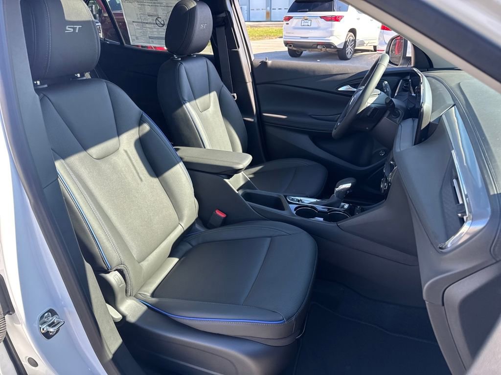 New 2026 Buick Encore GX Sport Touring w/ Advanced Technology Package image 12