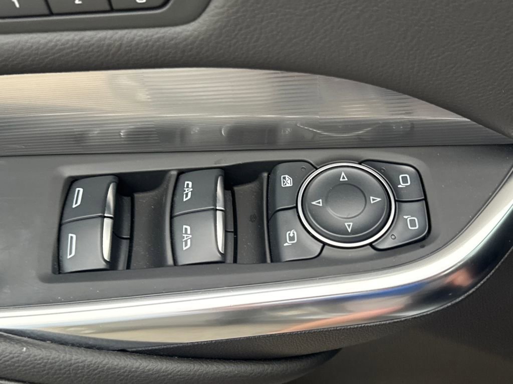 Certified 2025 Cadillac XT4 Premium Luxury image 24