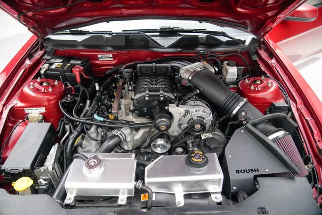 Used 2010 Ford Mustang GT Premium RWD image 13