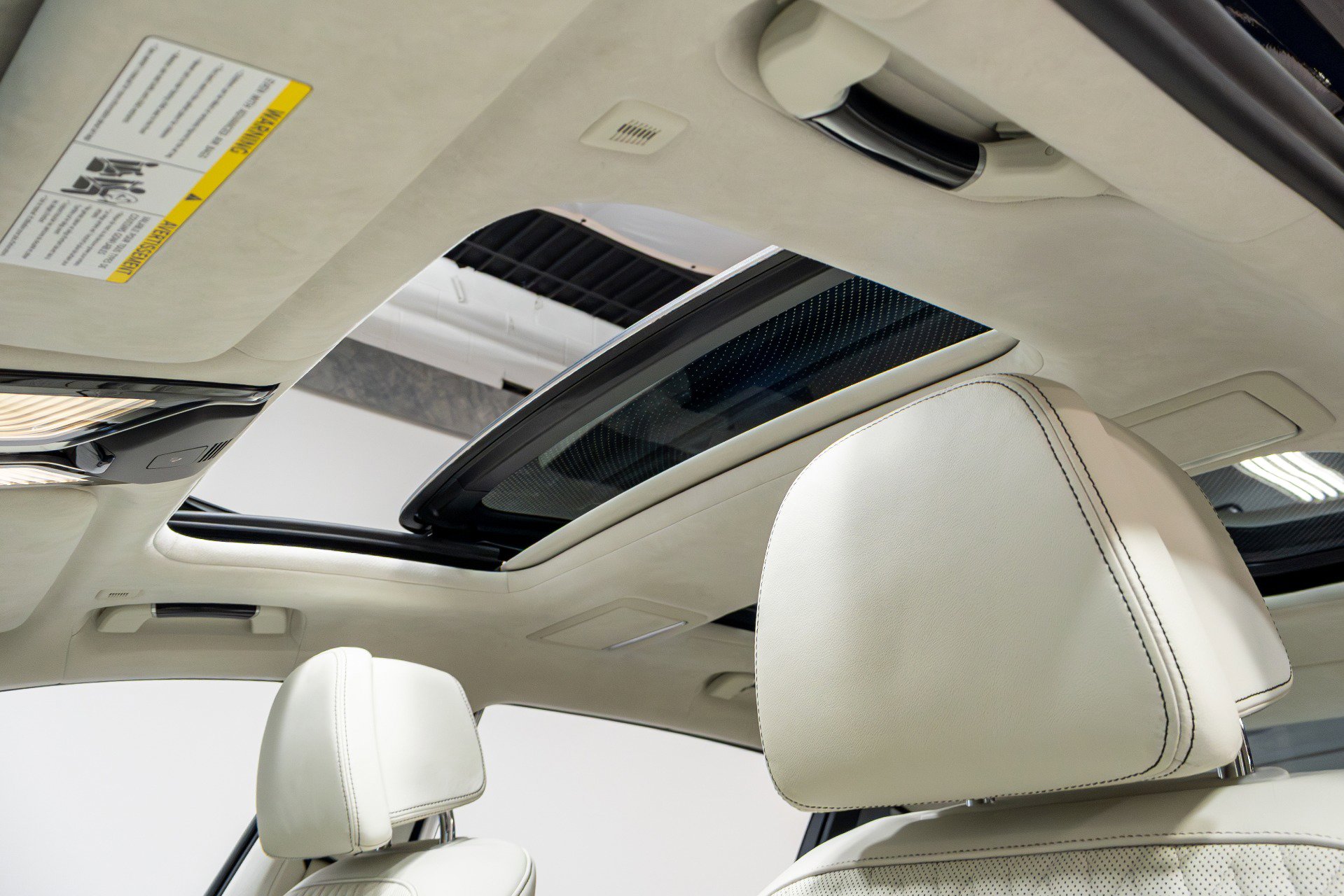 Used 2020 BMW ALPINA B7 xDrive w/ Interior Design Package image 39