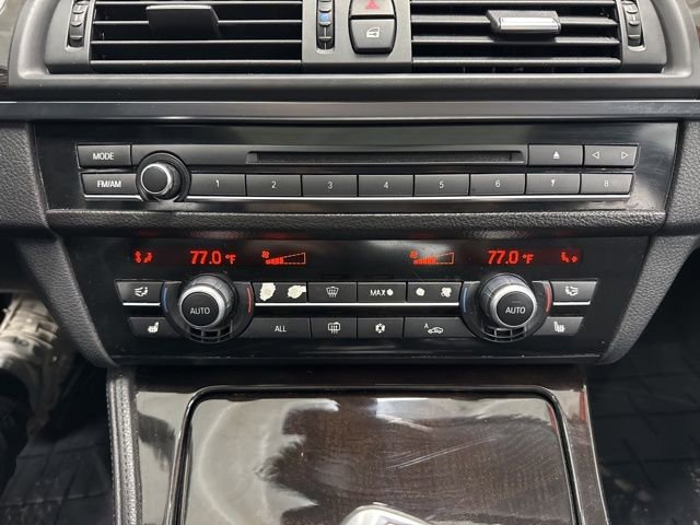 Used 2011 BMW 528i Sedan image 41