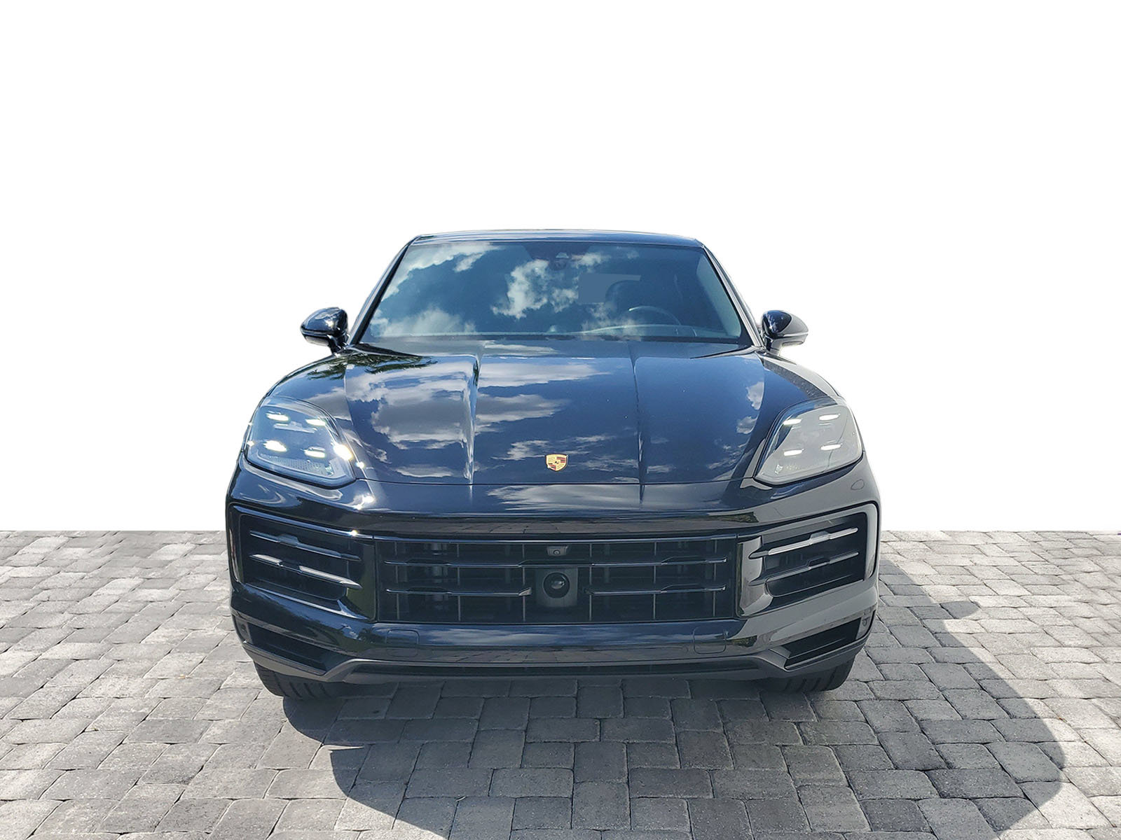 Used 2024 Porsche Cayenne Coupe AWD/4WD image 2