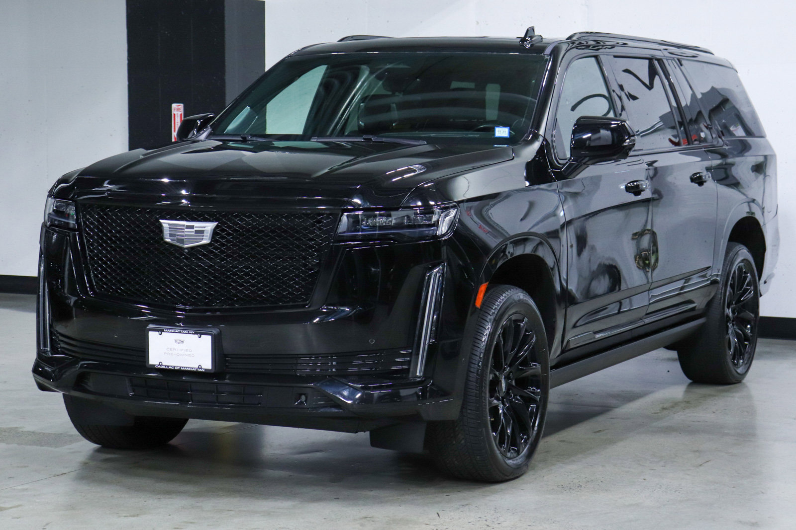 Used 2022 Cadillac Escalade ESV Sport Platinum w/ LPO, ONYX Package