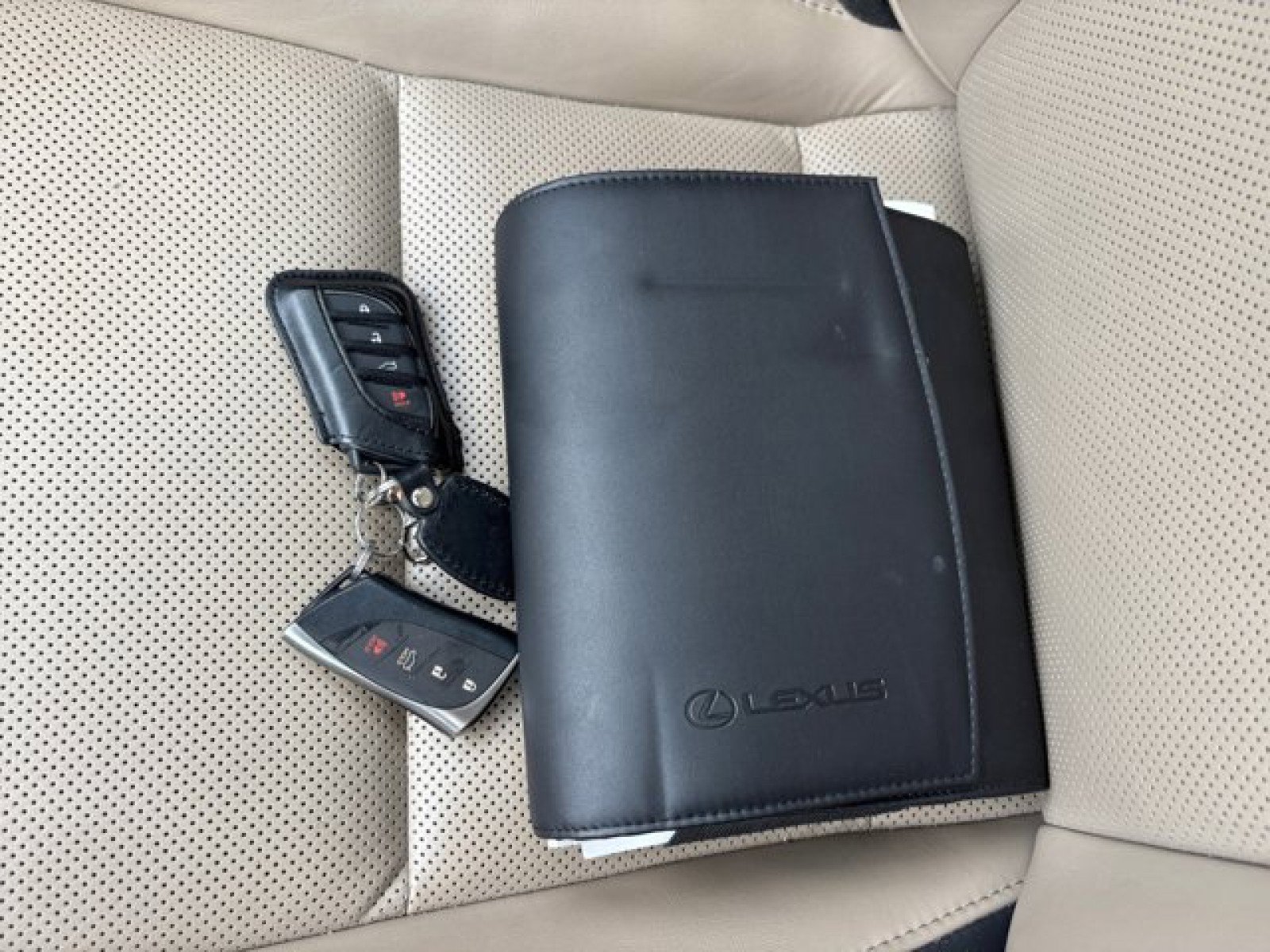 Used 2019 Lexus ES 350 w/ Premium Package image 22