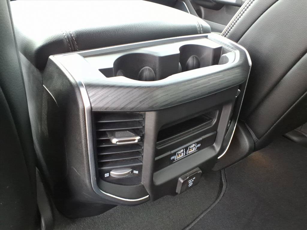 Used 2023 RAM 1500 Laramie AWD/4WD image 16