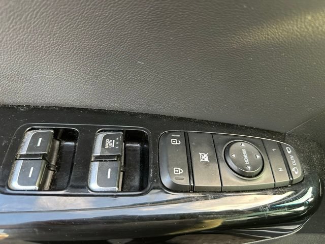 Used 2020 Kia Sportage S w/ S Premium Package FWD image 10
