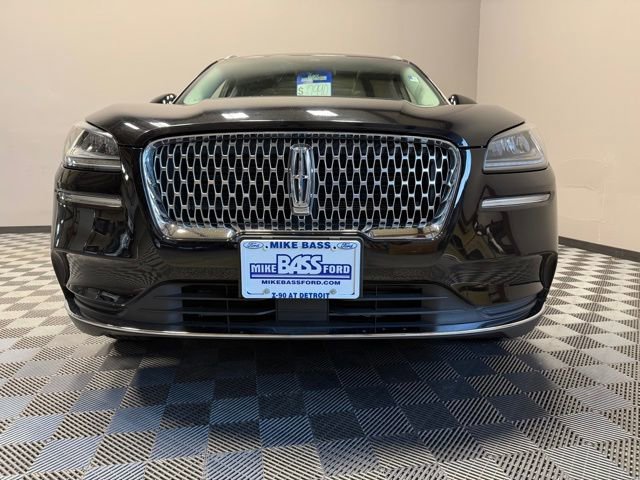 Used 2022 Lincoln Corsair AWD w/ Premium Package image 3