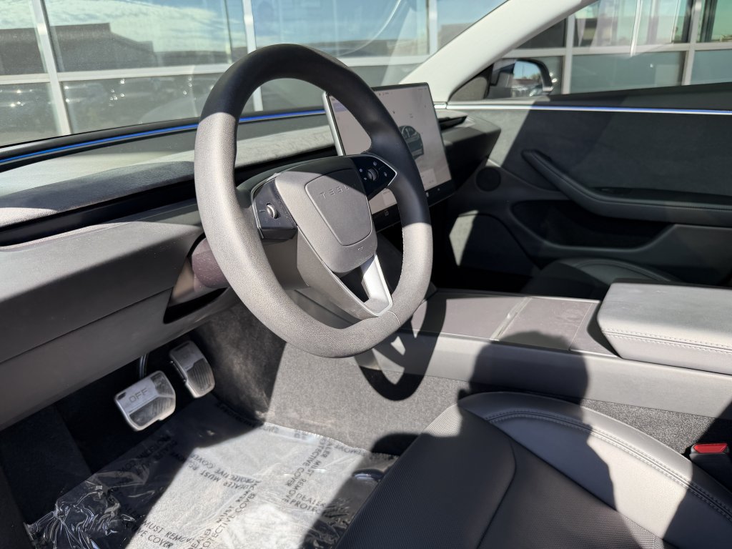 Used 2024 Tesla Model 3 Long Range AWD/4WD image 36