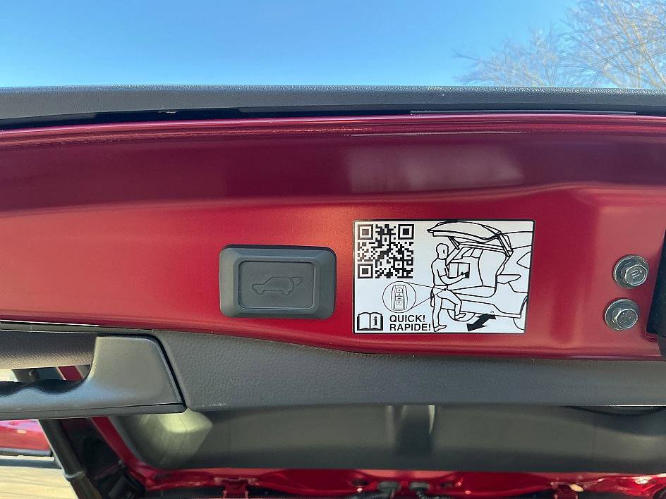 Used 2023 Toyota RAV4 Limited image 27