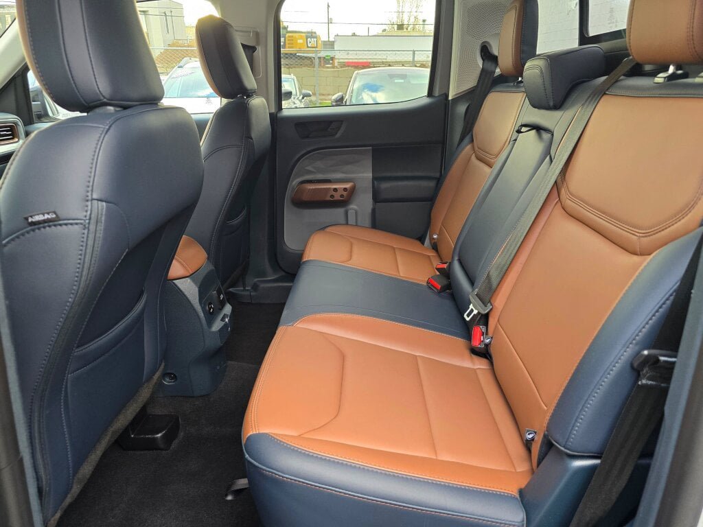 Used 2024 Ford Maverick Lariat FWD image 19