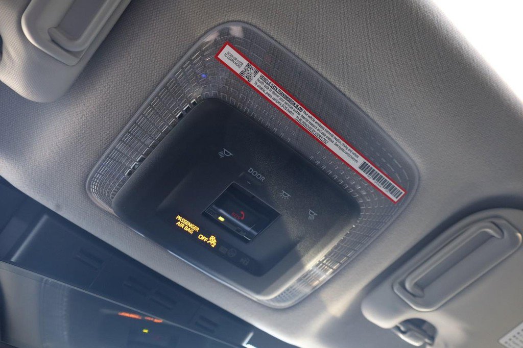 New 2026 Toyota Prius XLE image 17