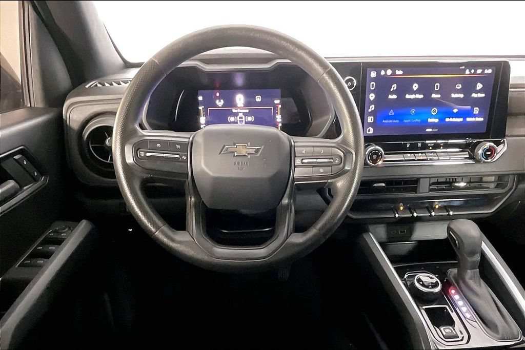 Used 2023 Chevrolet Colorado Trail Boss w/ Technology Package AWD/4WD image 6