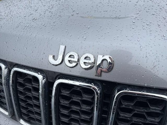 Used 2021 Jeep Grand Cherokee Limited AWD/4WD image 28