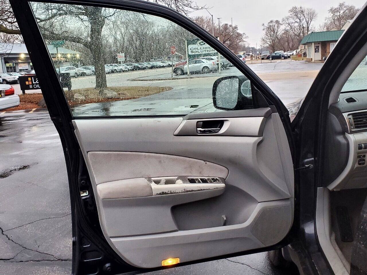 Used 2009 Subaru Forester 2.5X L.L. Bean AWD/4WD image 13