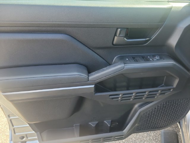 Used 2024 Toyota Tacoma SR5 AWD/4WD image 16